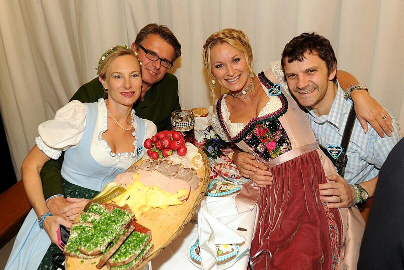 Jürgen und Constanze Hausmann mit Eva Grünbauer und Richard George