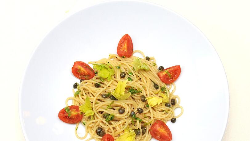 Mario Gambas Spaghetti mit Sardellen und Kapern Mario Gambas Spaghetti mit Sardellen und Kapern