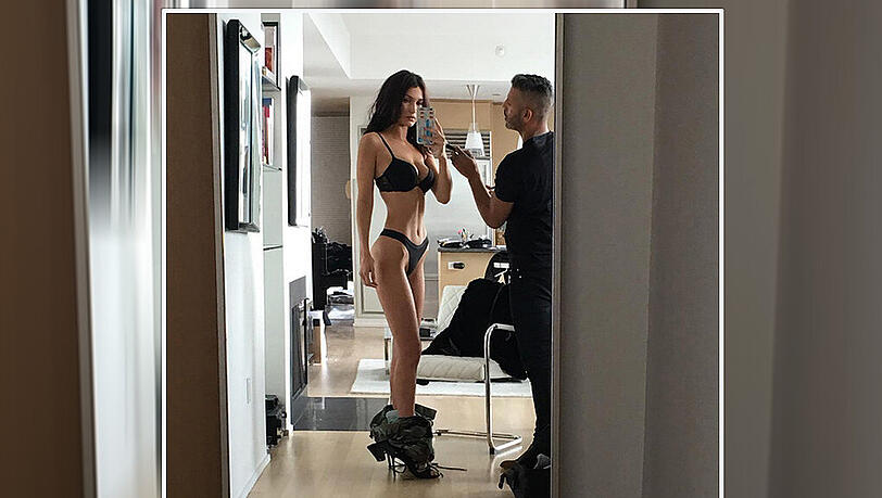 Ein Visagist gratulierte Bella Hadid mit diesem Instagram-Posting zum ihrem Vertrag mit dem Dessous-Label "Victorias Secret".