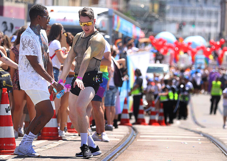 Bunte Parade in München: Die Bilder vom Christopher Street Day 2022.