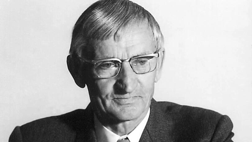 Der Gründer Hans Segmüller. Der Gründer Hans Segmüller.