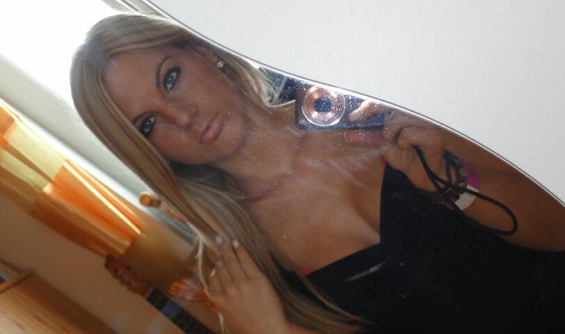 JENNIFER EINWANG: Die 19-jährige Jennifer ist seit 2008...