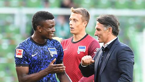 Möglicherweise setzt Trainer Bruno Labbadia auf Stürmer Jhon Cordoba von Beginn an.