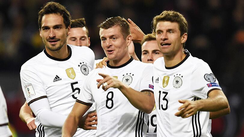 Das DFB-Team verteidigt nach der "perfekten" WM-Quali den Spitzenplatz in der FIFA-Weltrangliste.