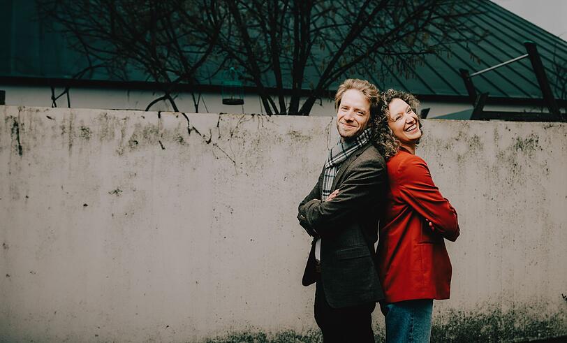 Die Geschwister Sebastian und Anna Niedermaier sind als Politiker in Bamberg in verschiedenen Parteien engagiert.