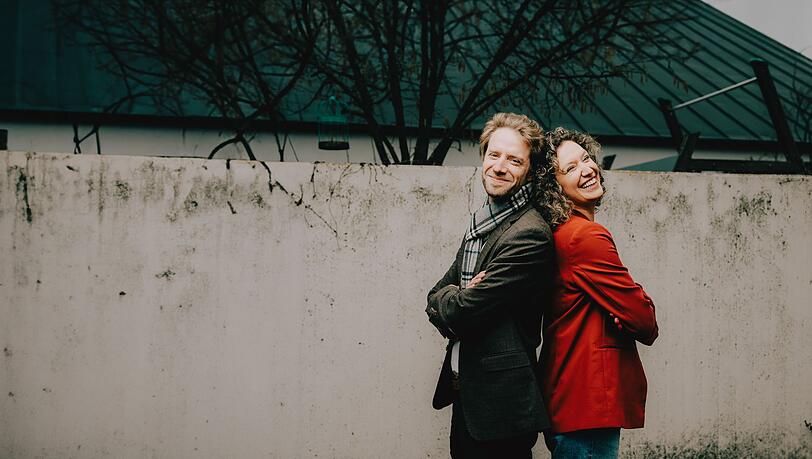 Die Geschwister Sebastian und Anna Niedermaier sind als Politiker in Bamberg in verschiedenen Parteien engagiert. Die Geschwister Sebastian und Anna Niedermaier sind als Politiker in Bamberg in verschiedenen Parteien engagiert.