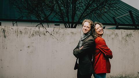 Die Geschwister Sebastian und Anna Niedermaier sind als Politiker in Bamberg in verschiedenen Parteien engagiert.