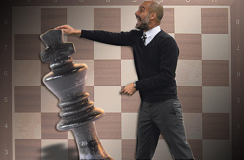 Schachspieler Pep Guardiola ist seinem Gegner immer einen Schritt voraus.