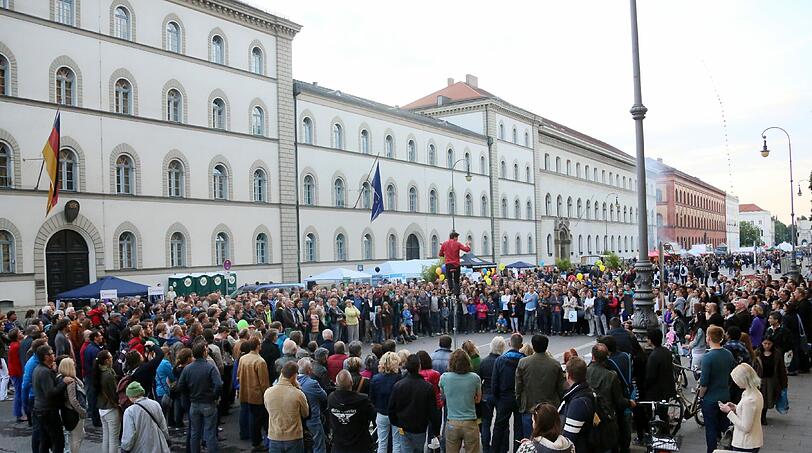 Das Streetlife-Festival ist Münchens größtes Straßenfest. Wir zeigen die besten Bilder in der Klickstrecke.