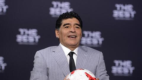 Fußballlegende Diego Maradona war am 25. November 2020 im Alter von nur 60 Jahren an einem Herzinfarkt gestorben.