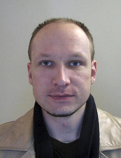 Der 32-jährige Rechtsradikale und Islamhasser hatte am 22. Juli
bei zwei Anschlägen auf der Insel Utoya und im Osloer
Regierungsviertel 77 Menschen ermordet.