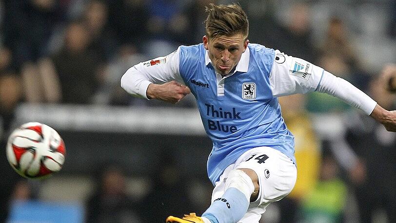 Krisztian Simon fällt seit Mitte April beim TSV 1860 aus. Krisztian Simon fällt seit Mitte April beim TSV 1860 aus.