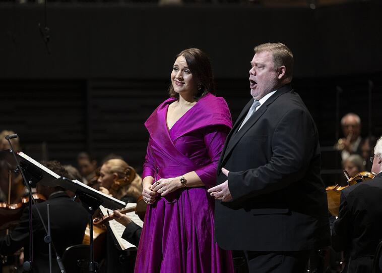Lise Davidsen und Stuart Skelton bei einer Probe in der Isarphilharmonie.