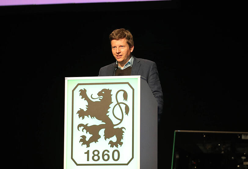Gründungsmitglied von PRO1860 und ehemaliger Fußball-Abteilungsleiter des TSV 1860 e.V.: Roman Beer (44) Gründungsmitglied von PRO1860 und ehemaliger Fußball-Abteilungsleiter des TSV 1860 e.V.: Roman Beer (44)