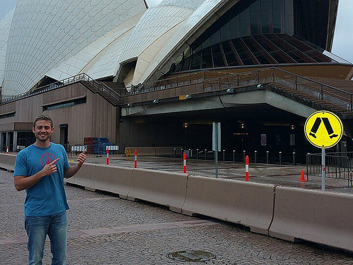Cody Walker bei seinem Australien-Besuch - hier vor dem berühmten Sydney Opera House