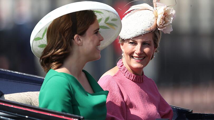 Gräfin Sophie (rechts) und Prinzessin Eugenie.