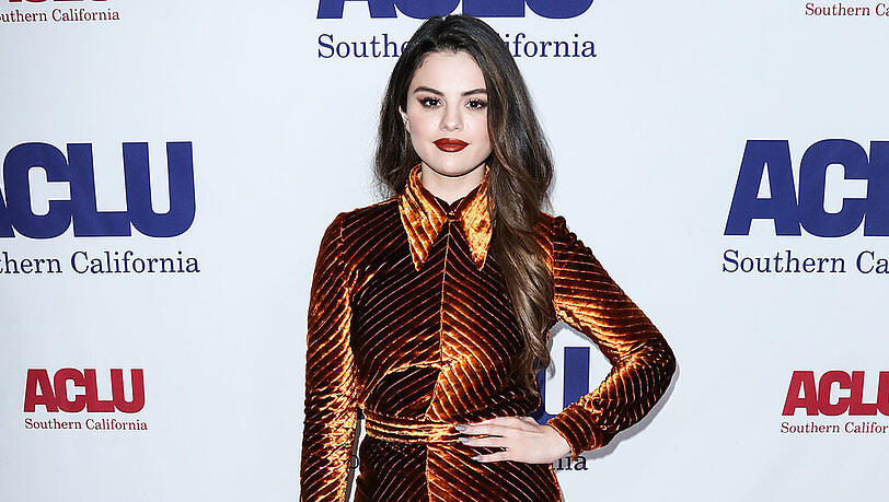 Selena Gomez strahlt auf dem roten Teppich Selena Gomez strahlt auf dem roten Teppich