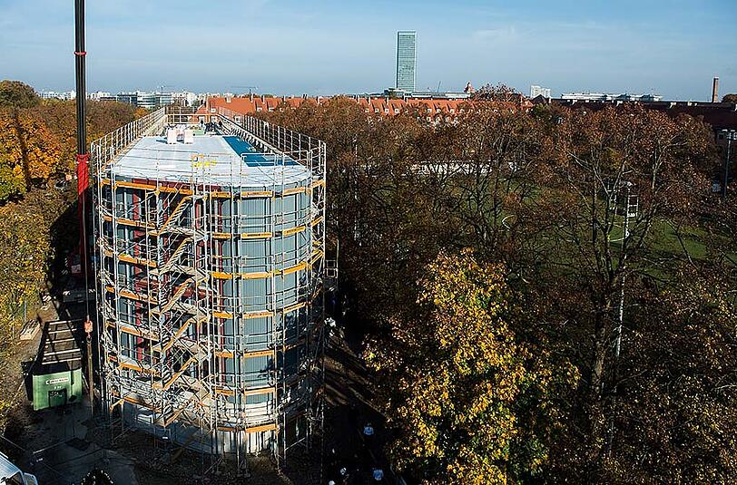 Die Parkplatzüberbauung der GEWOFAG am Dantebad.