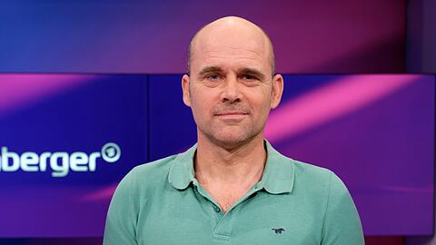 Jan Hempel will den Deutschen Schwimm-Verband auf Schadenersatz und Schmerzensgeld in Millionenhöhe verklagen.