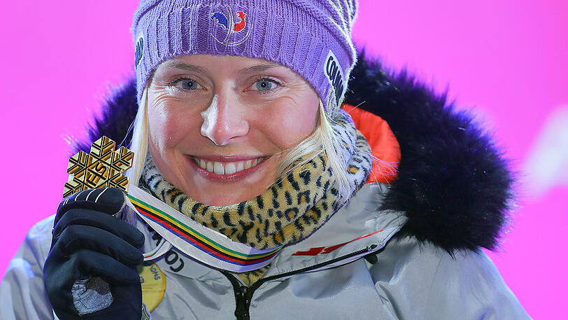 Welche Titel sind bei den Frauen noch offen? Shiffrin hat noch eine geringe Chance auf den Gesamtsieg im Riesenslalom - ihr Rückstand auf Weltmeisterin Tessa Worley (Foto) beträgt 80 Punkte.