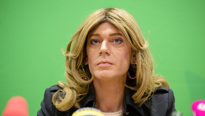 Selbstbewusster Auftritt: Tessa Ganserer gestern bei ihrer Pressekonferenz im Landtag. Selbstbewusster Auftritt: Tessa Ganserer gestern bei ihrer Pressekonferenz im Landtag.
