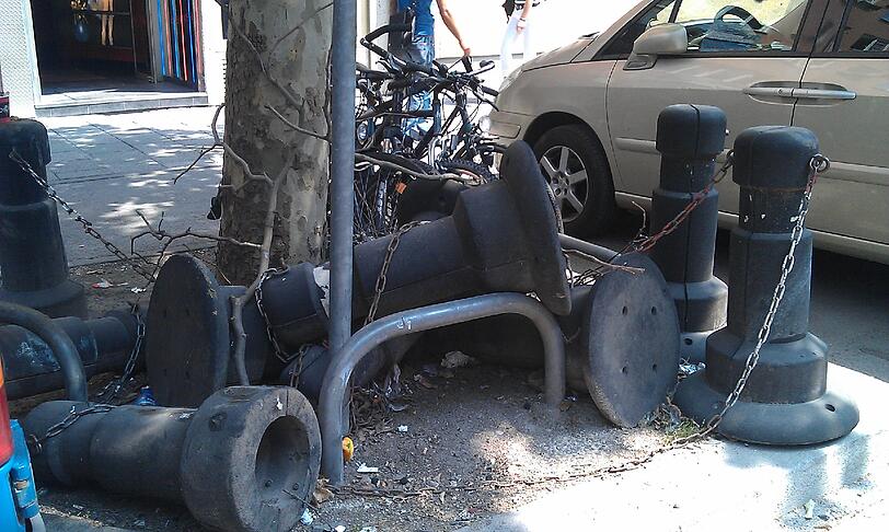 Platz gibt's in der Goethestraße sowieso schon wenig.
