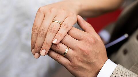 Klingbeil will mit einer Reform des Ehegattensplittings f&uuml;r mehr Vollzeitarbeit sorgen.