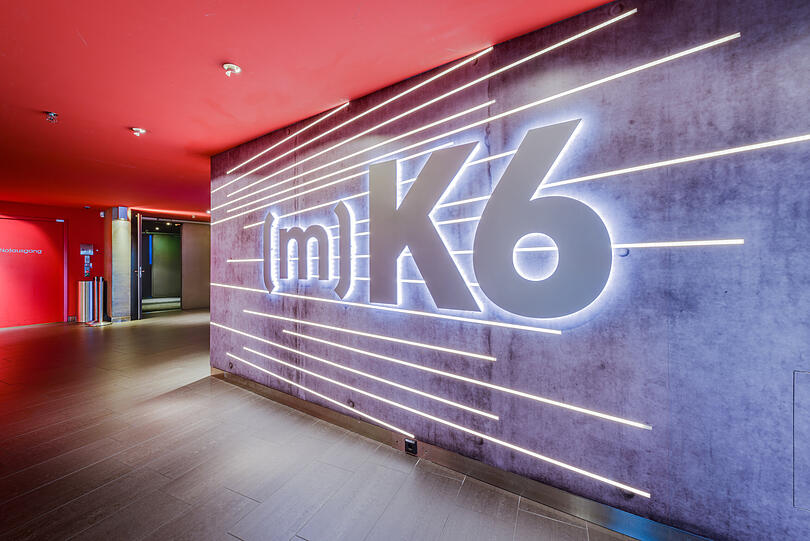 Münchens größte Leinwand: Im (m)K6 findet die exklusive Vorstellung von "Kaiserschmarrndrama" für AZ-Leser statt.