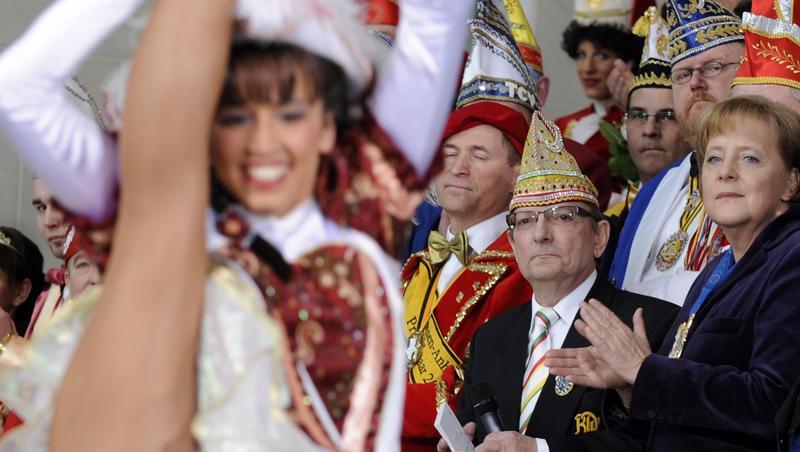 Mitunter auch unfreiwilliger Karneval in der Koalition - seit 100 Tagen ist Schwarz-Gelb im Amt Mitunter auch unfreiwilliger Karneval in der Koalition - seit 100 Tagen ist Schwarz-Gelb im Amt