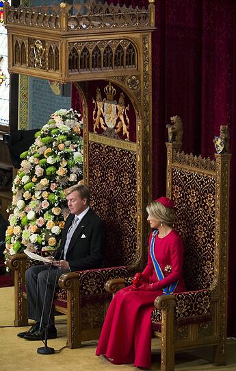 König Willem-Alexander gedenkt am "Prinjesdag" der Opfer von MH17.