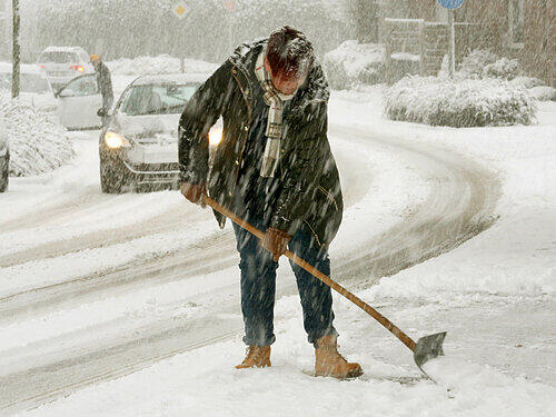 Blitzwinter in NRW: Die Bilder vom Schneechaos