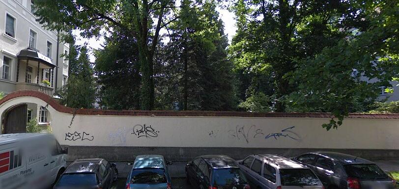 Der alte Pfarrgarten an der Meindlstraße. Das Gelände gehört der Kirche.