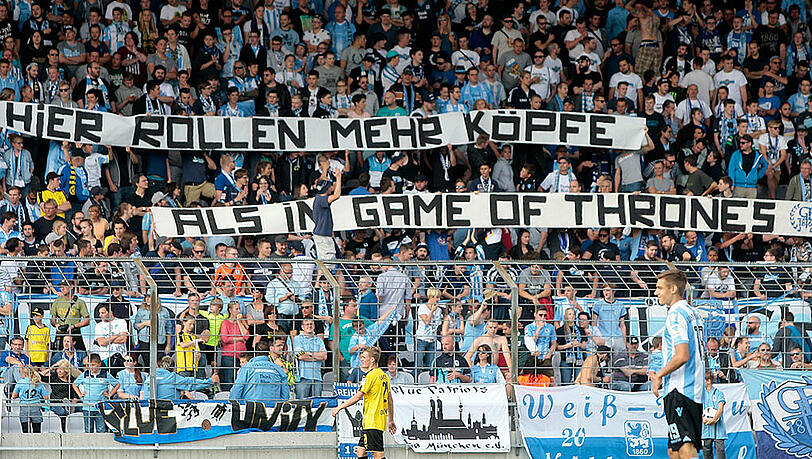 Fan-Proteste gegen das Präsidium. Die Bilder vom Dortmund-Spiel. Fan-Proteste gegen das Präsidium. Die Bilder vom Dortmund-Spiel.
