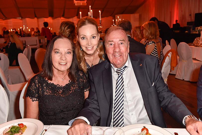 Frank Fleschenberg mit Frau Erika und Tochter Julia