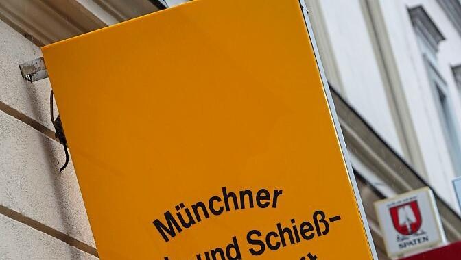 Das legend&auml;re &bdquo;Laden&ldquo;-Schild in der Haimhauserstra&szlig;e.  Foto: dpa