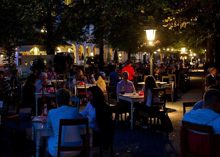 In den Sommermonaten soll es den künftig möglich sein, ihre Gäste bis 24 Uhr zu bedienen.
