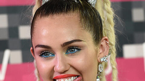 Miley Cyrus läuft nicht nur bei Männern das Wasser im Mund zusammen
