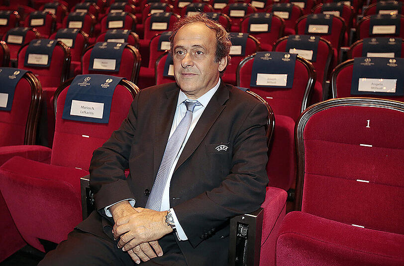 Michel Platini bleibt für vier Jahre gesperrt.