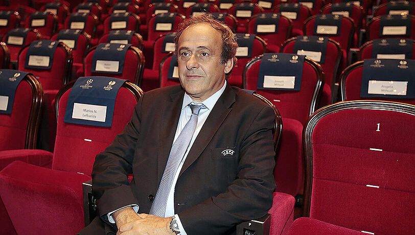 Michel Platini bleibt für vier Jahre gesperrt. Michel Platini bleibt für vier Jahre gesperrt.