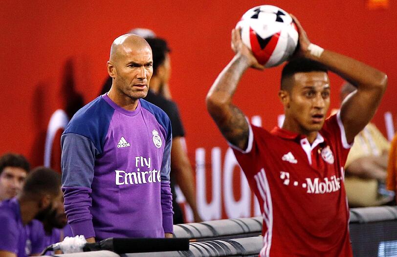 Der FC Bayern verliert das Testspiel gegen Real Madrid im ausverkauften MetLife Stadium in New York.
