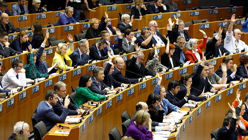 Das EU-Parlament hat für die umstrittene Asylreform gestimmt.