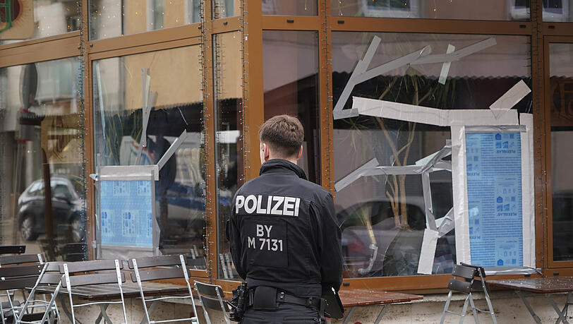 Der Morgen nach dem Anschlag auf das israelische Restaurant Eclipse in der Maxvorstadt. Der Morgen nach dem Anschlag auf das israelische Restaurant Eclipse in der Maxvorstadt.