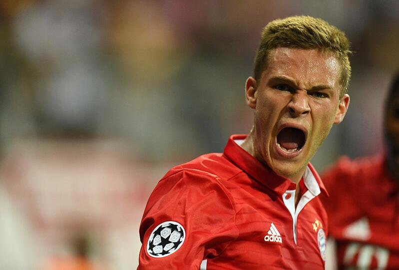 5. Grund: Joshua Kimmich. Der Youngster vom FC Bayern hat im September einen Lauf. Fünf Tore (eines davon für die Nationalmannschaft im WM-Qualifikationsspiel gegen Norwegen) hat Kimmich in diesem Monat bereits geschossen - so oft traf nicht einmal Robert Lewandowski. Auch wenn ein Startelf-Einsatz eher unwahrscheilich ist, Kimmich ist auch als Joker brandgefährlich. Nach Einwechslungen machte er bereits 4 Tore. Vielleicht schlägt er auch im Estadio Vicente Calderón eiskalt zu.