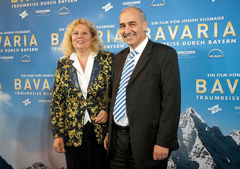 Als Wirtschaftsvertreter kam Georg Pachta-Reyhofen, Vorstandsvorsitzender von MAN, mit seiner Frau Elisabeth.