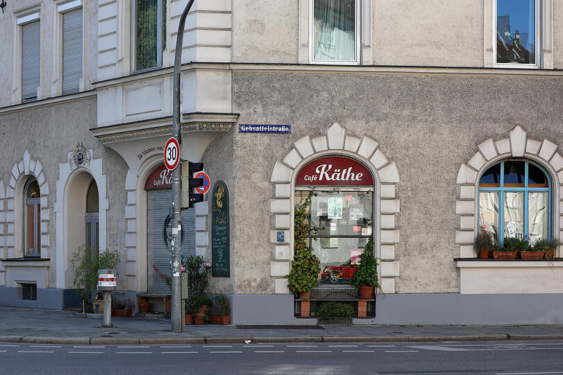 Ein Stück aus der guten alten Zeit: das schöne Eck-Café "Käthe".