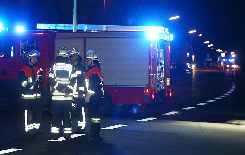 Ein 17-jähriger Afghane hat am Montagabend 21 Menschen in einem Regionalzug angegriffen. Die Bilder vom Tatort.