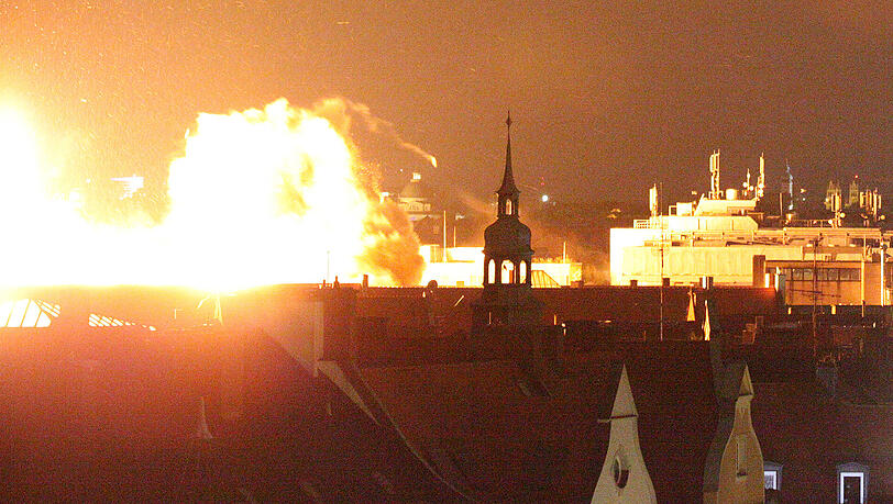 Im Sommer 2012 wurde die Fliegerbombe in Schwabing gesprengt. Im Sommer 2012 wurde die Fliegerbombe in Schwabing gesprengt.