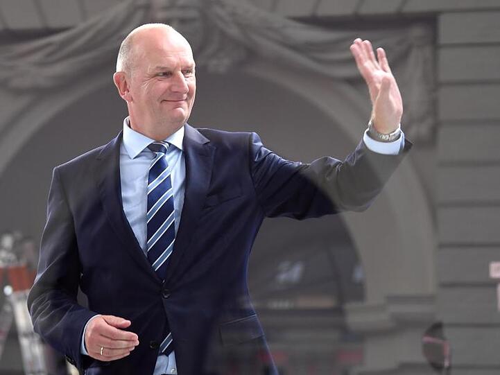 Dietmar Woidke (SPD), Ministerpräsident von Brandenburg, verteidigt trotz aller Verluste Platz eins bei der Landtagswahl.
