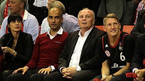 Pep Guerdiola und Uli Hoeneß im Audi Dome.