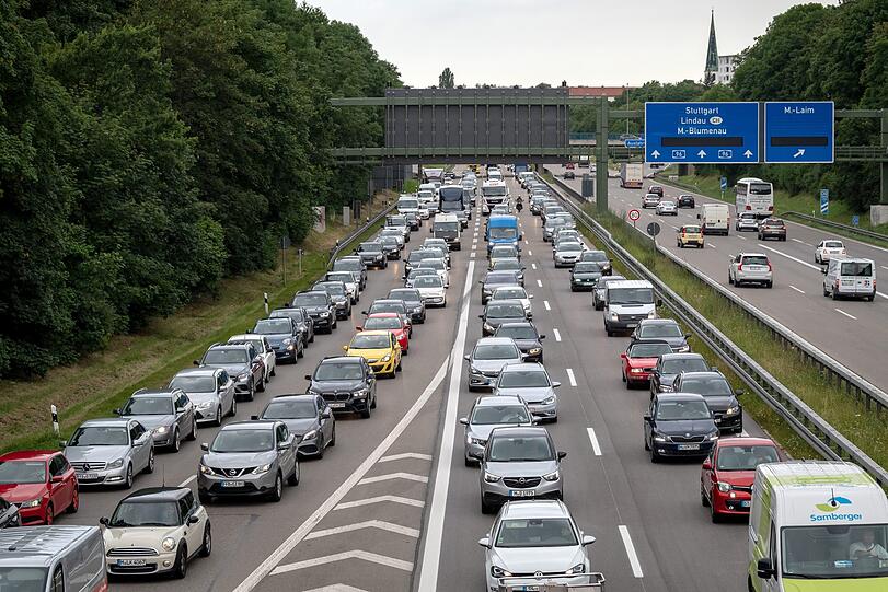 In Richtung Zentrum staute sich der Verkehr - so wie hier auf der A 96.